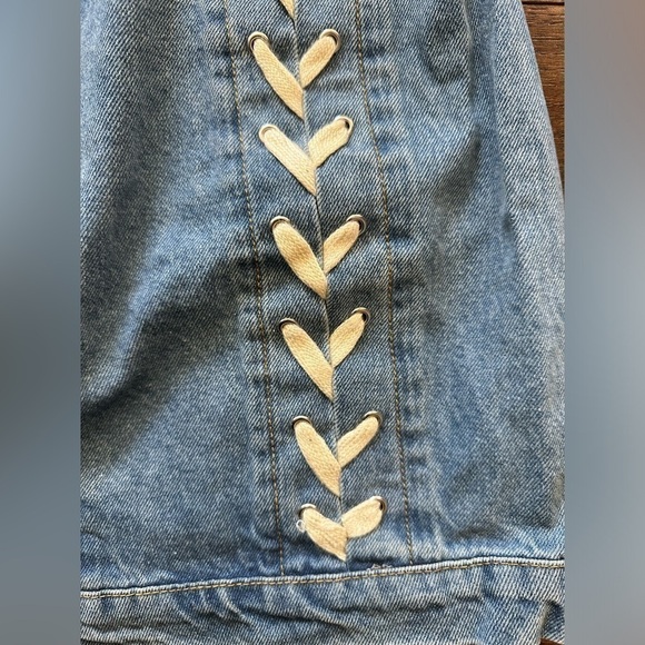 Endless Rose Tie Accent Skirt- small - Picture 2 of 5